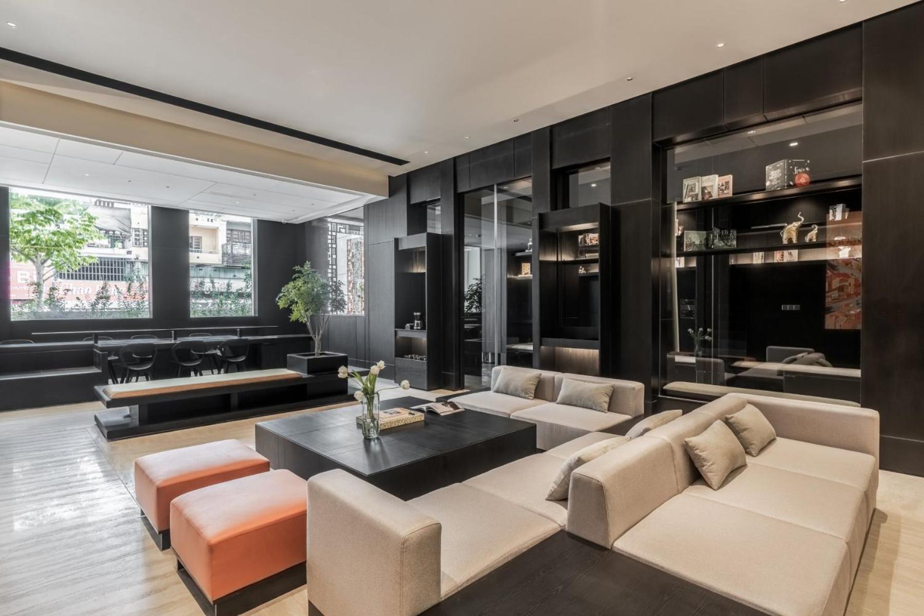 M Village Nguyen Kiem - Cosmo Airport Hotel 3*